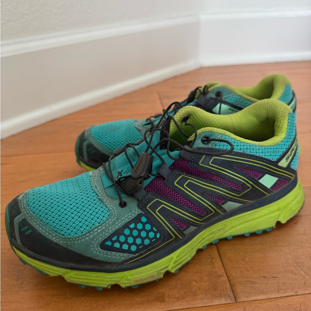 Salomon Blue and Purple Athletic Shoes with Breathable Mesh